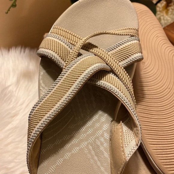 Clarks Womens Cloudsteppers M Sand Combo 9M - Picture 7 of 9